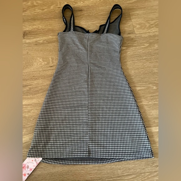SHEIN Black and White Houndstooth Mini Dress, size S - Picture 6 of 6